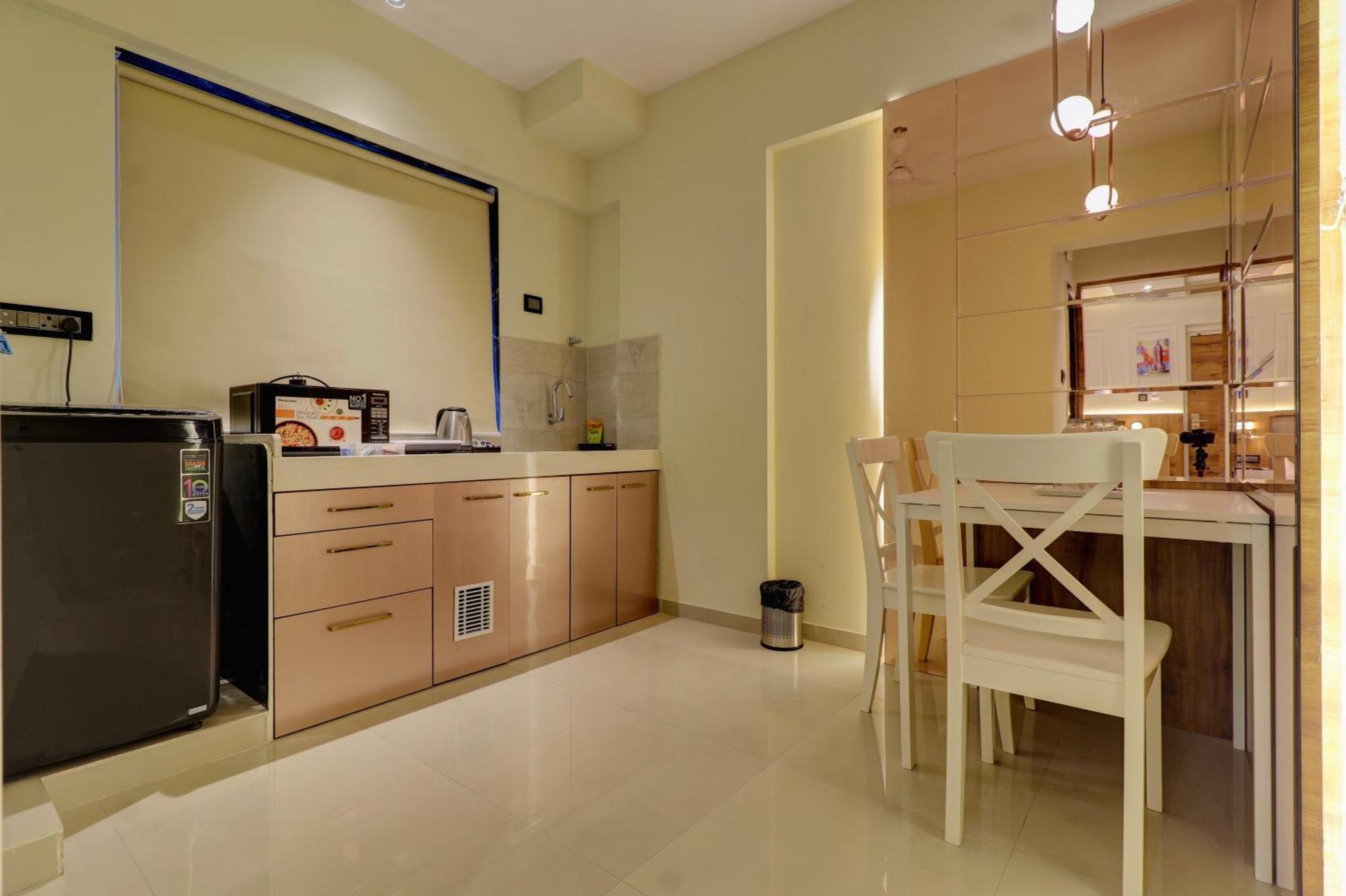 מומביי Home2 Studio Apartments מראה חיצוני תמונה