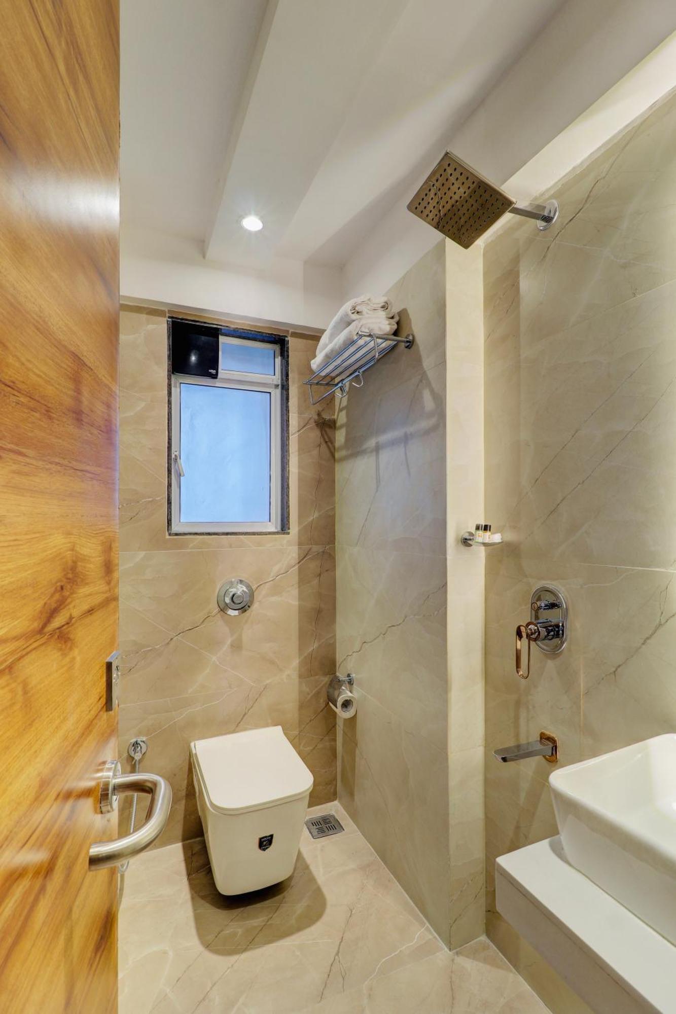 מומביי Home2 Studio Apartments מראה חיצוני תמונה