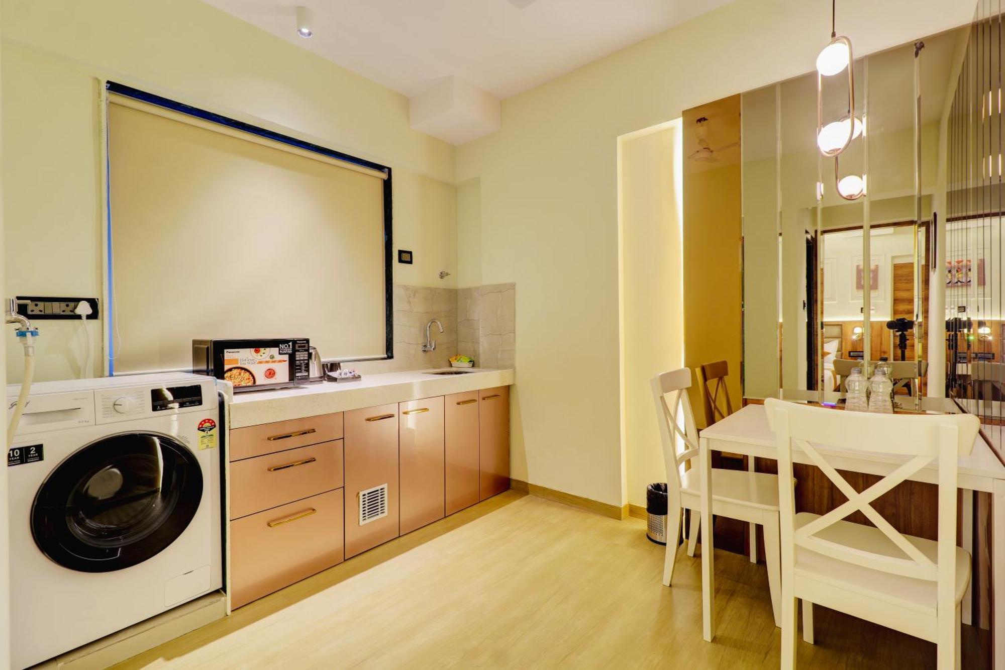מומביי Home2 Studio Apartments מראה חיצוני תמונה